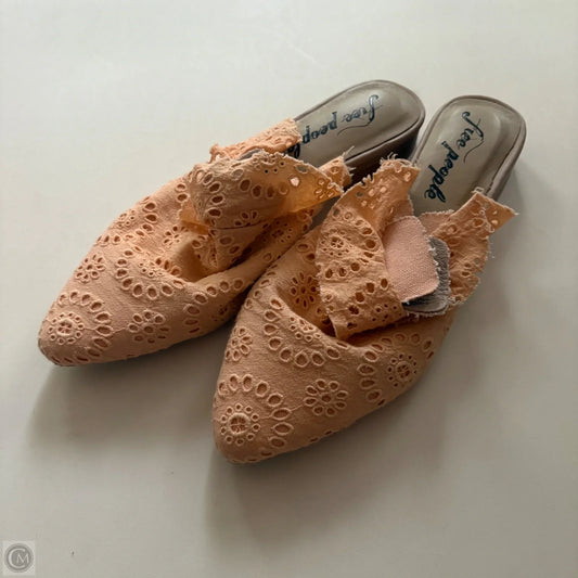 Sandals Flats By Free People In Peach, Size: 7.5