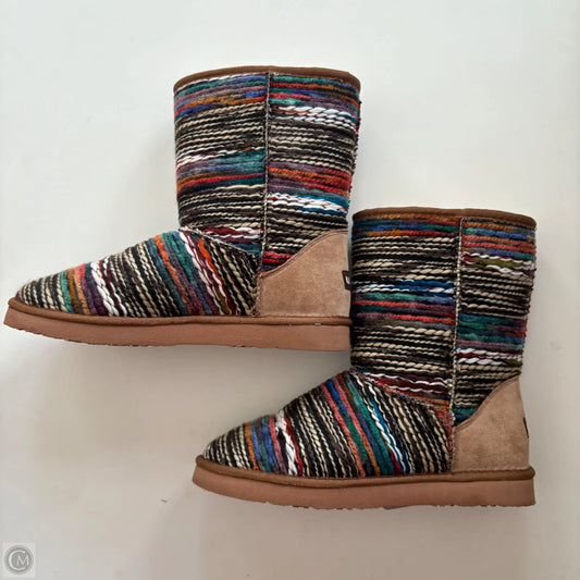 Boots Ankle Flats By Lamo In Striped Pattern, Size: 11