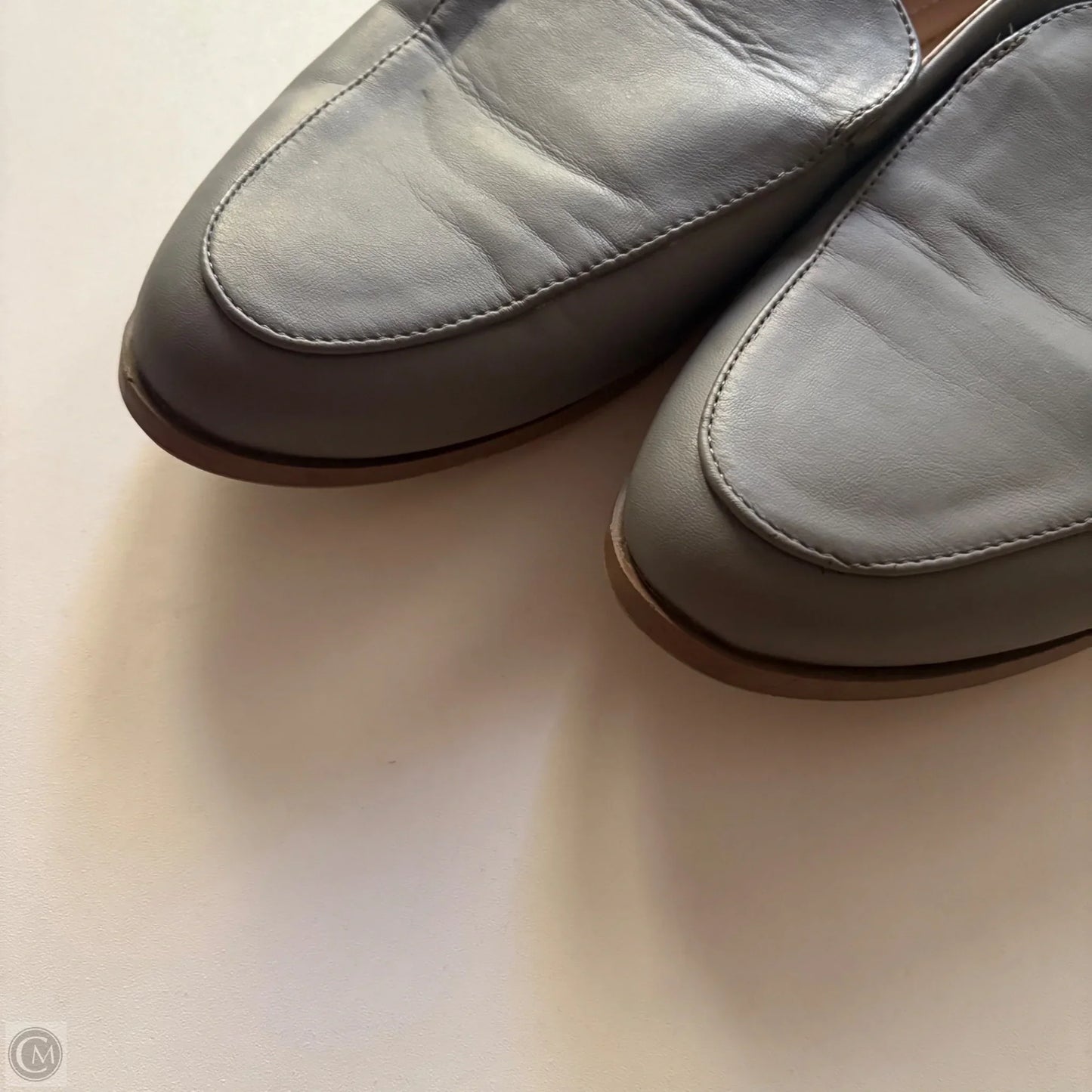 Shoes Flats By Cato In Grey, Size: 11