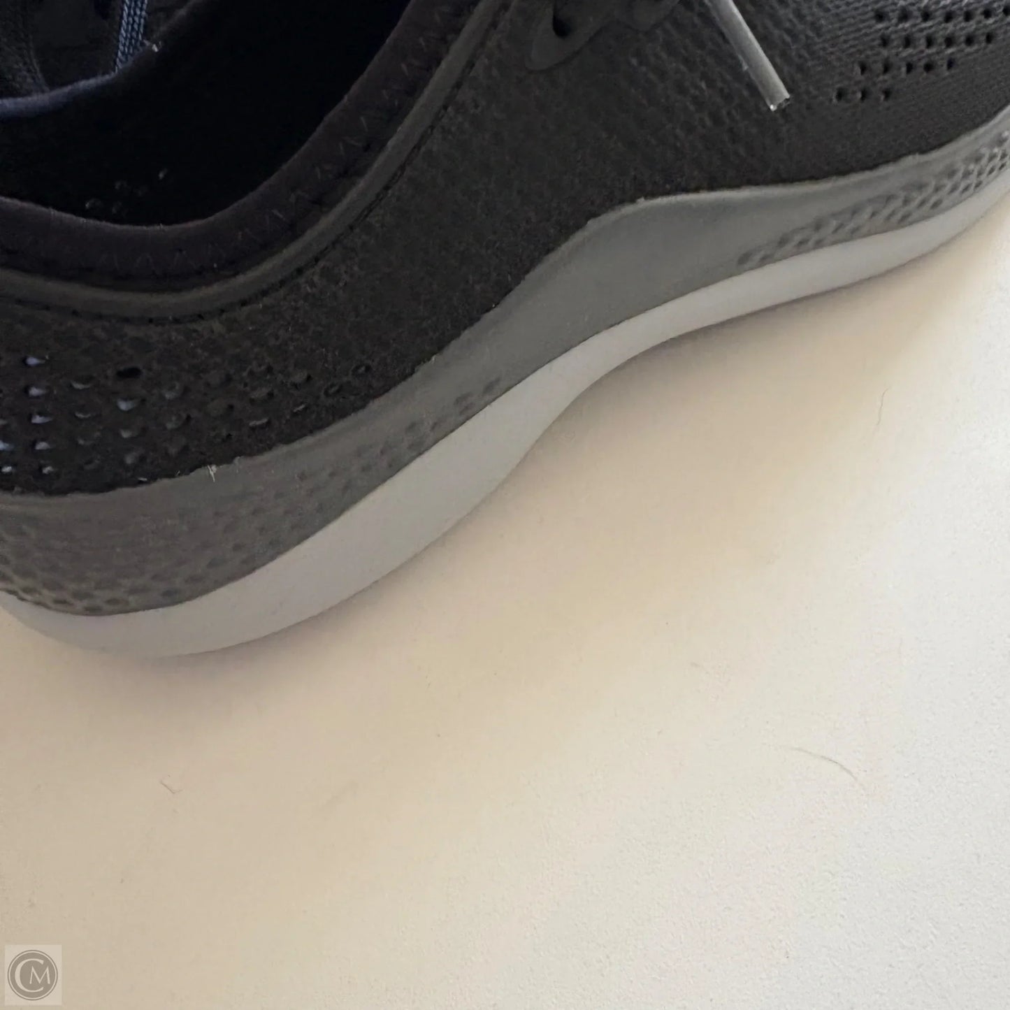 Shoes Athletic By Crocs In Black, Size: 9