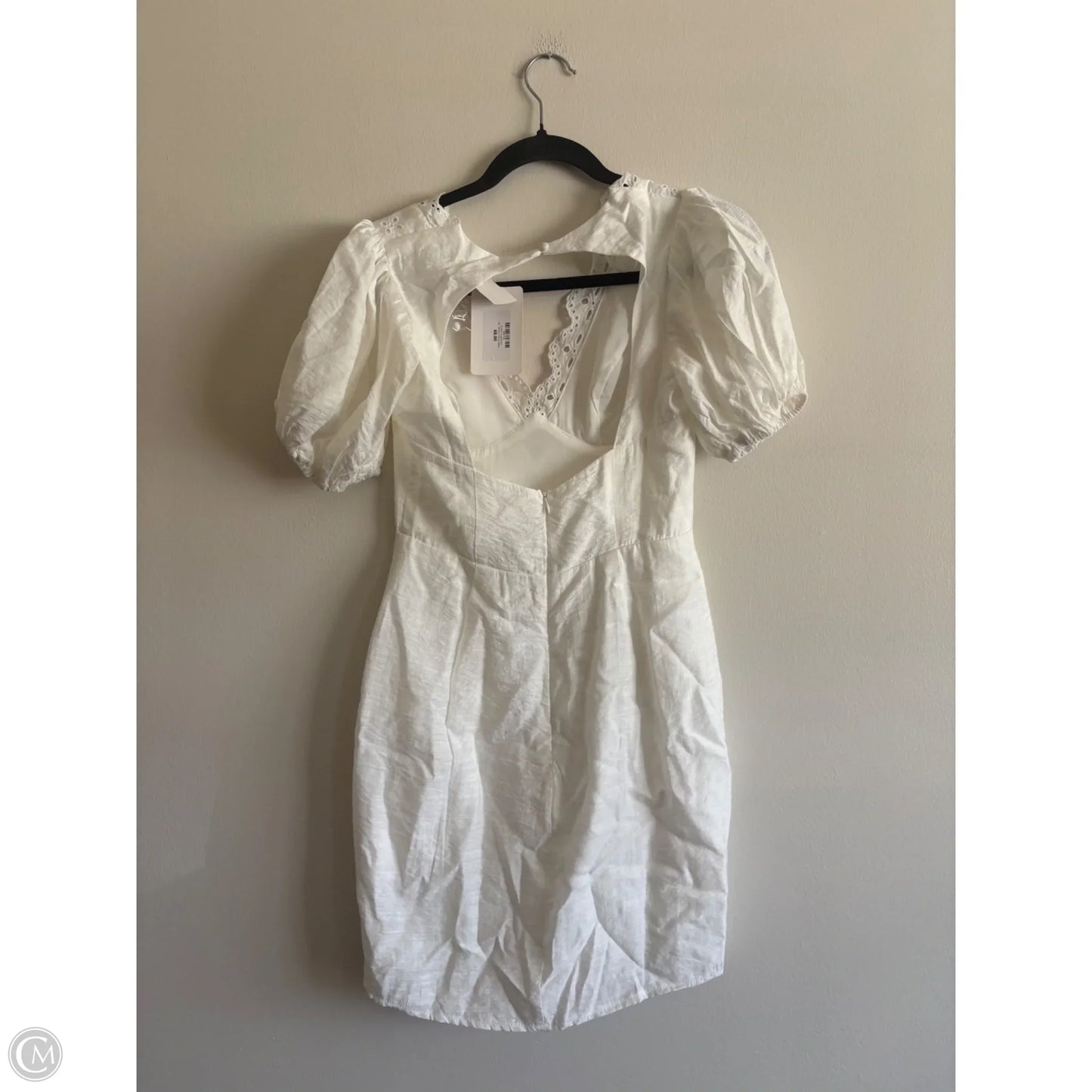 Dress Casual Short By Mika & Gala In White, Size: 6