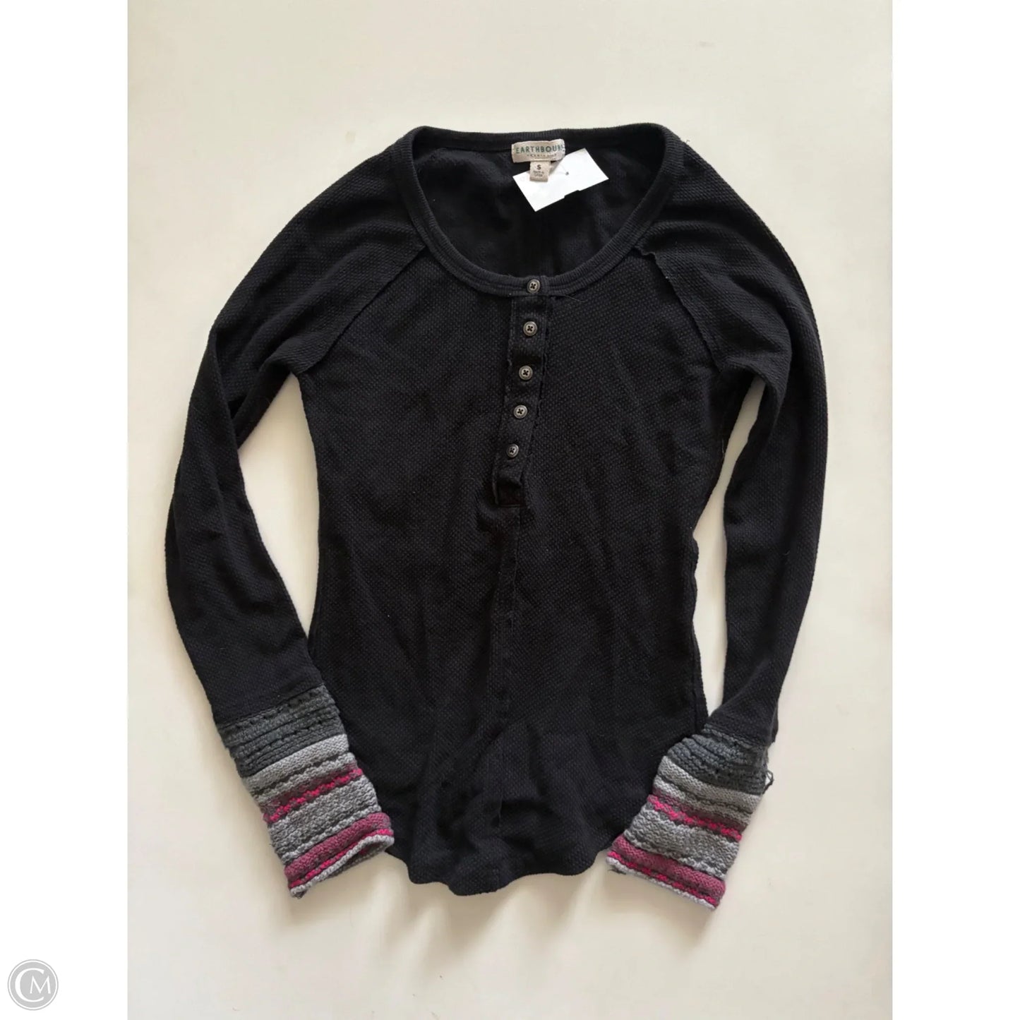 Top Long Sleeve By Earthbound In Black, Size: S
