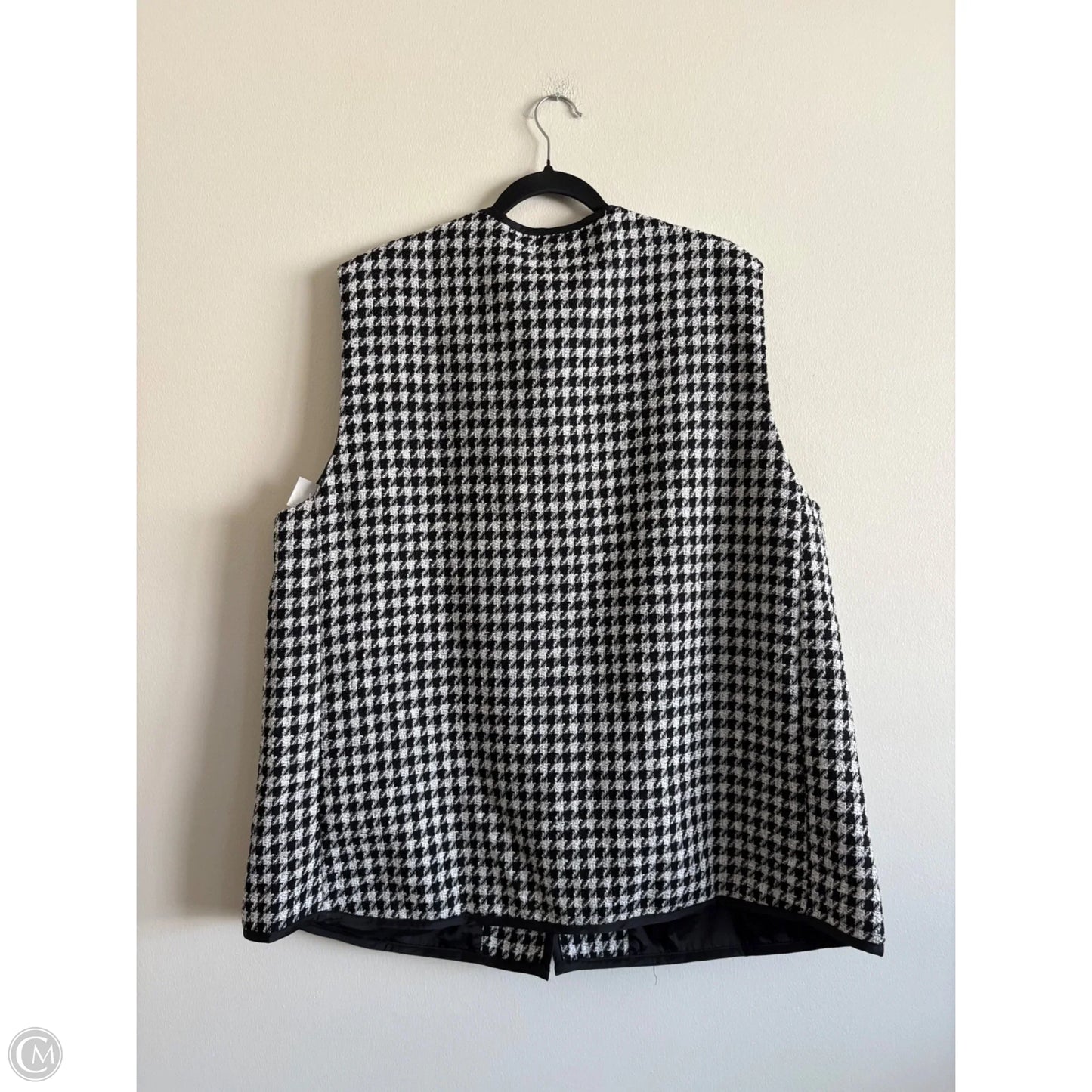 Vest Other By New York And Co In Black, Size: 2x