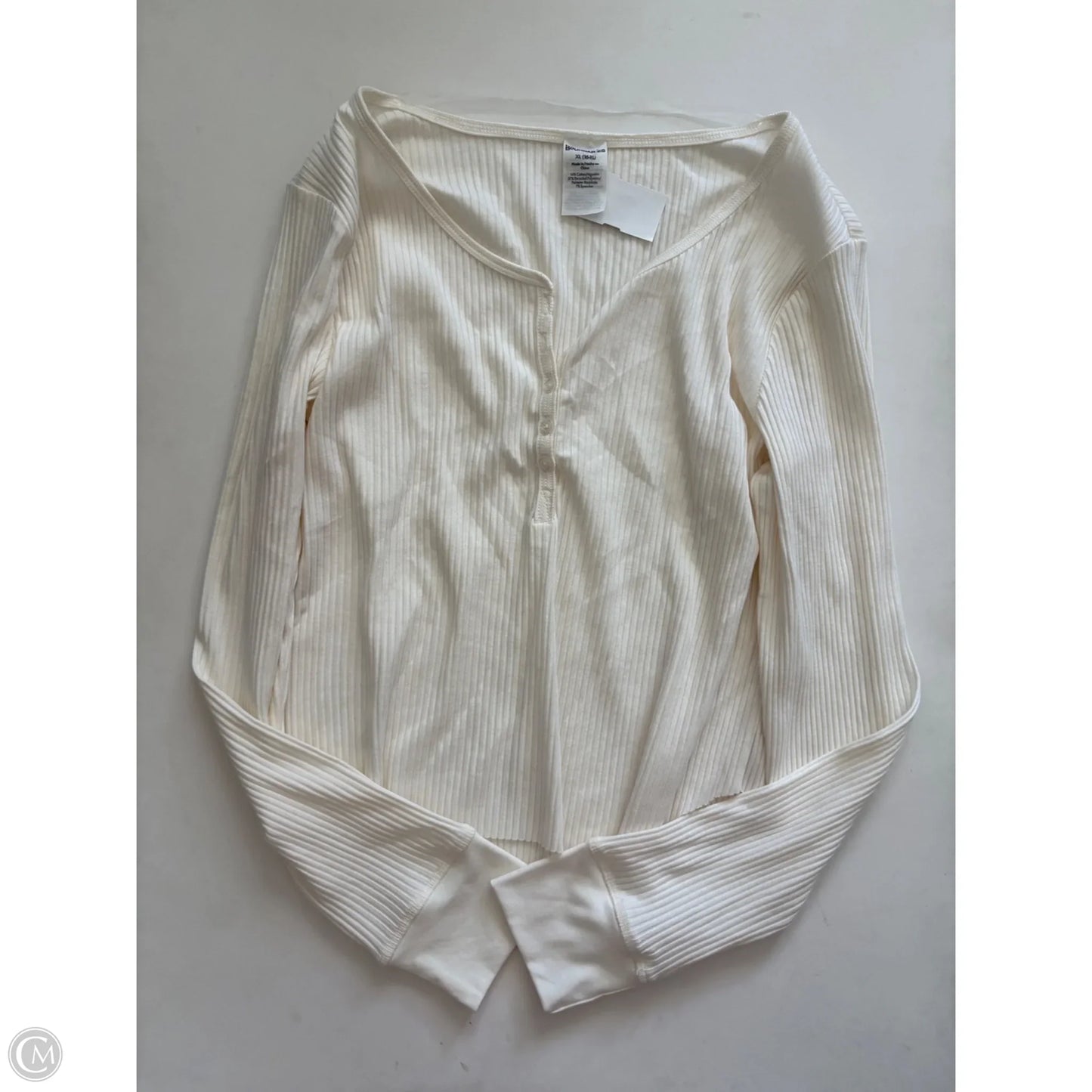 Top Long Sleeve By No Boundaries In Cream, Size: Xxsp