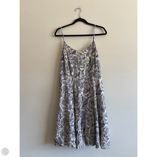Dress Casual Short By Old Navy In Black & Cream, Size: 2x