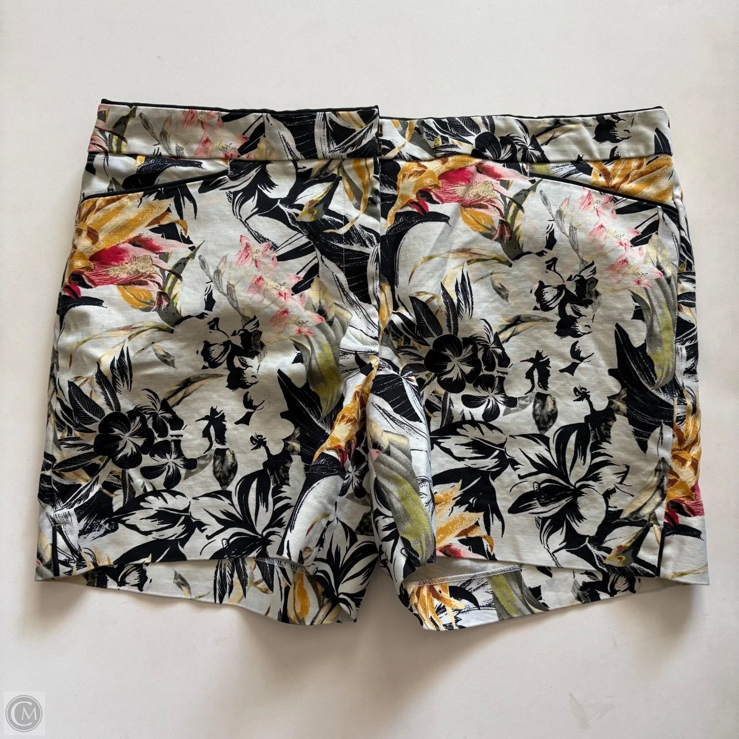 Shorts By White House Black Market In Floral Print, Size: 12