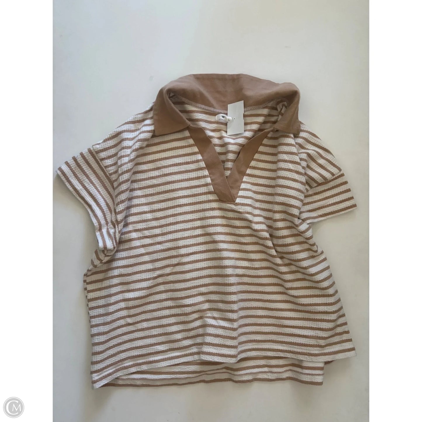 Top Short Sleeve By Maurices In Striped Pattern, Size: L