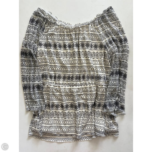 Top Long Sleeve By Cato In White, Size: L