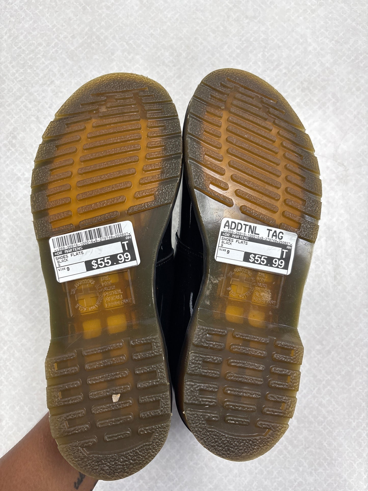 Shoes Flats By Dr Martens In Black, Size:9