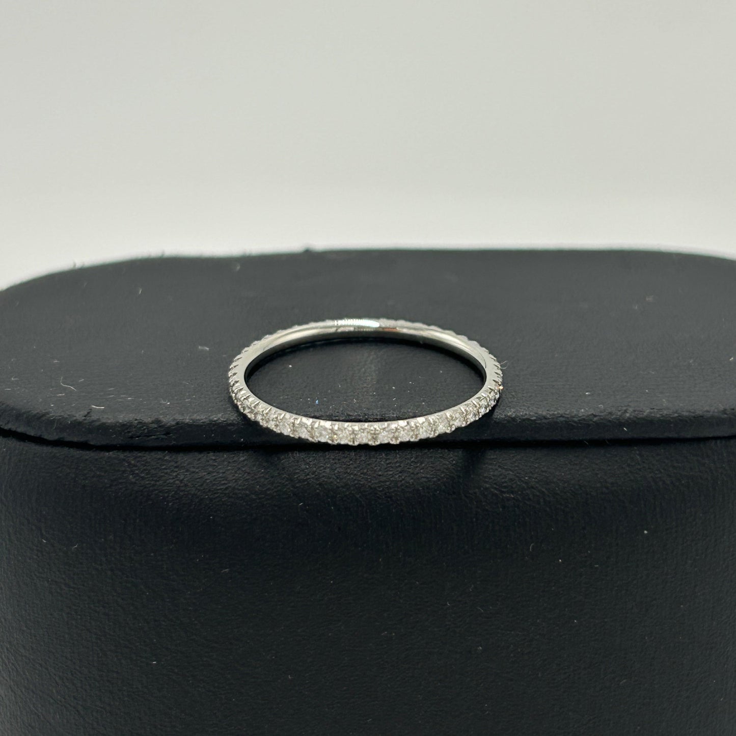 Tiffany & Company Metro Eternity Luxury Ring in Platinum, Size: 6.5