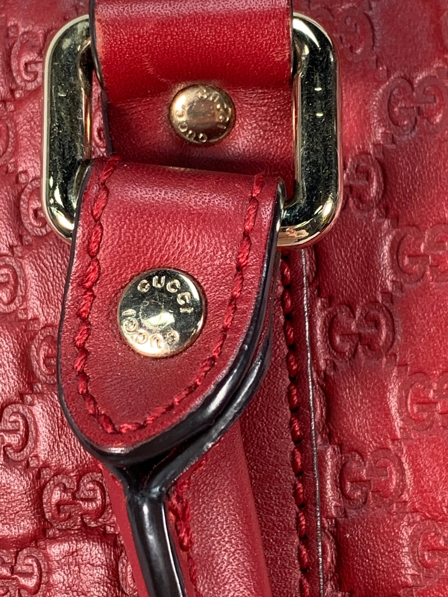 Handbag Luxury Designer By Gucci, Size: Medium