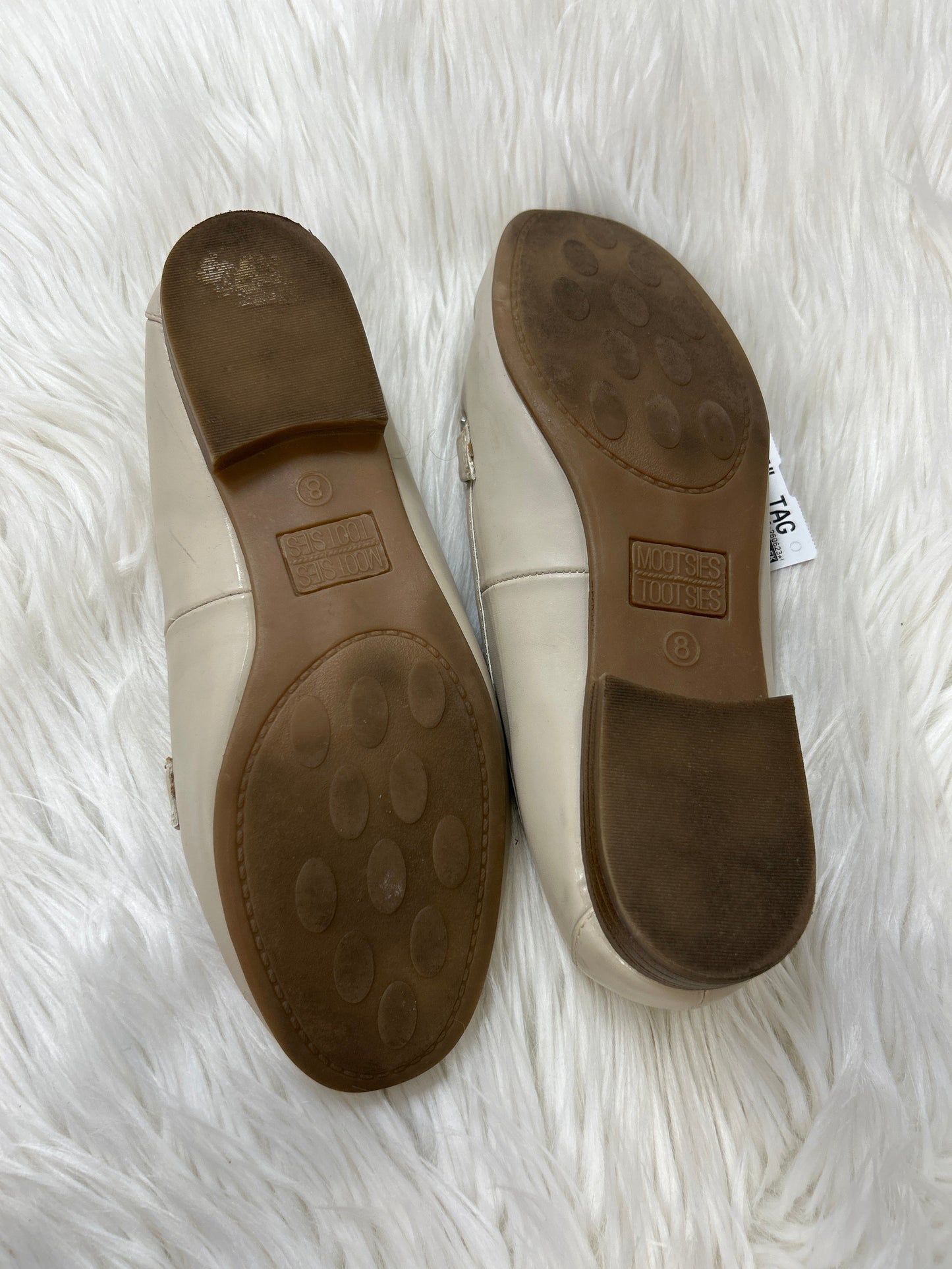Shoes Flats By Mootsies Tootsies In Cream, Size:8