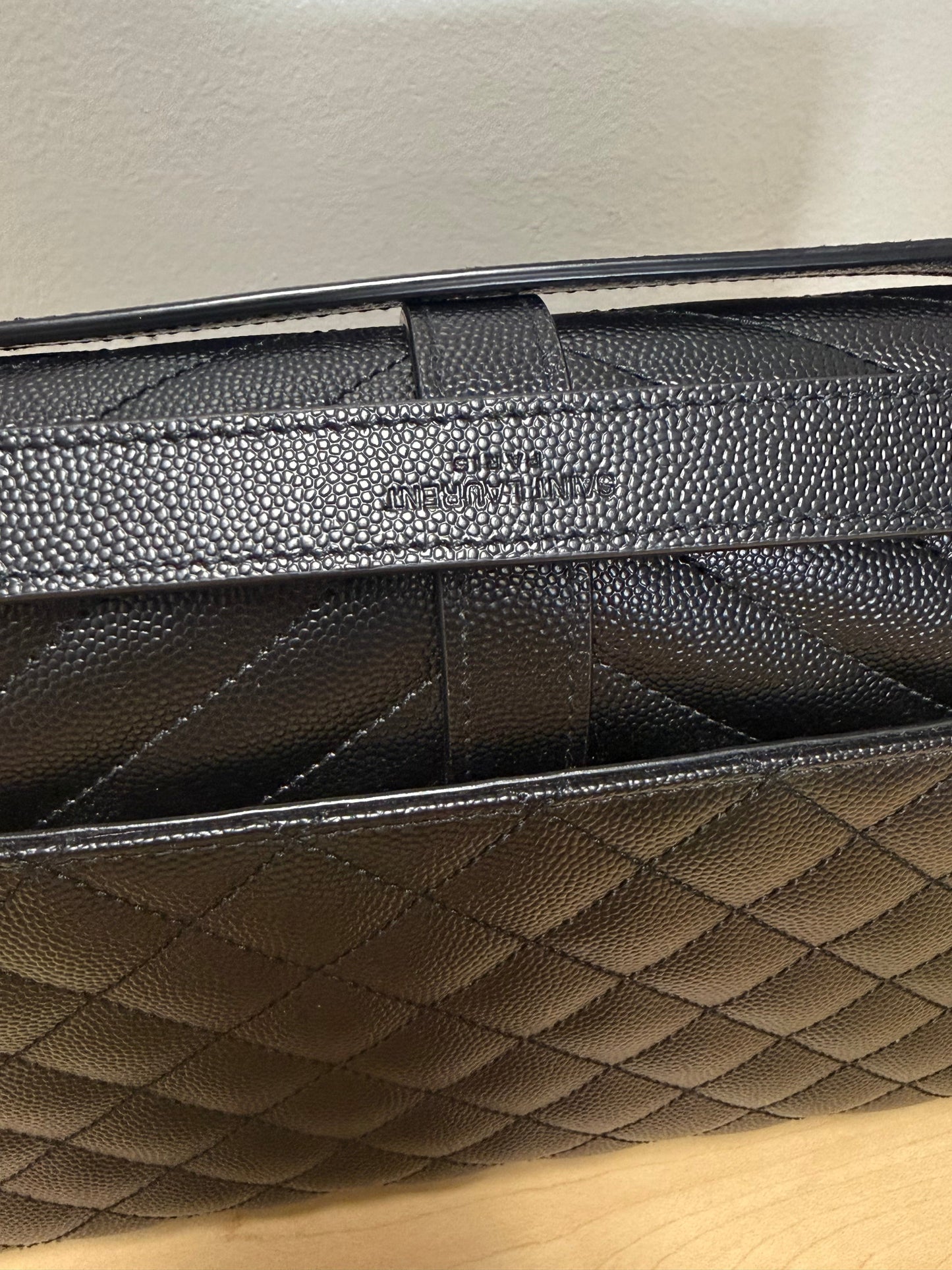Handbag Luxury Designer By Yves Saint Laurent, Size: Medium