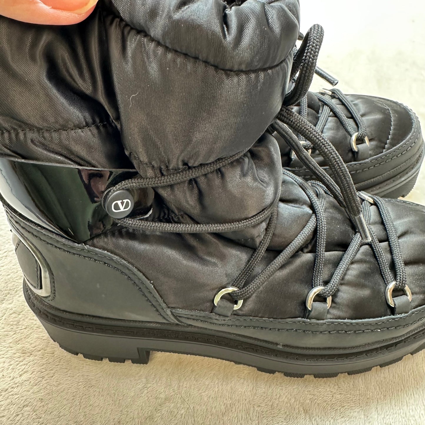 Boots Luxury Designer By Valentino-garavani In Black