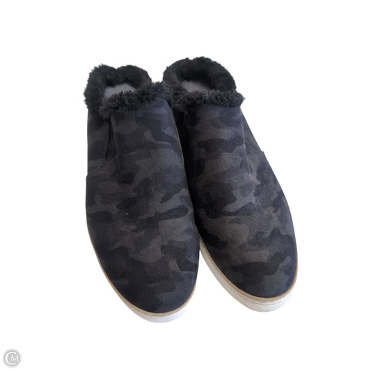 Shoes Flats By Dr Scholls In Camouflage Print, Size: 8.5