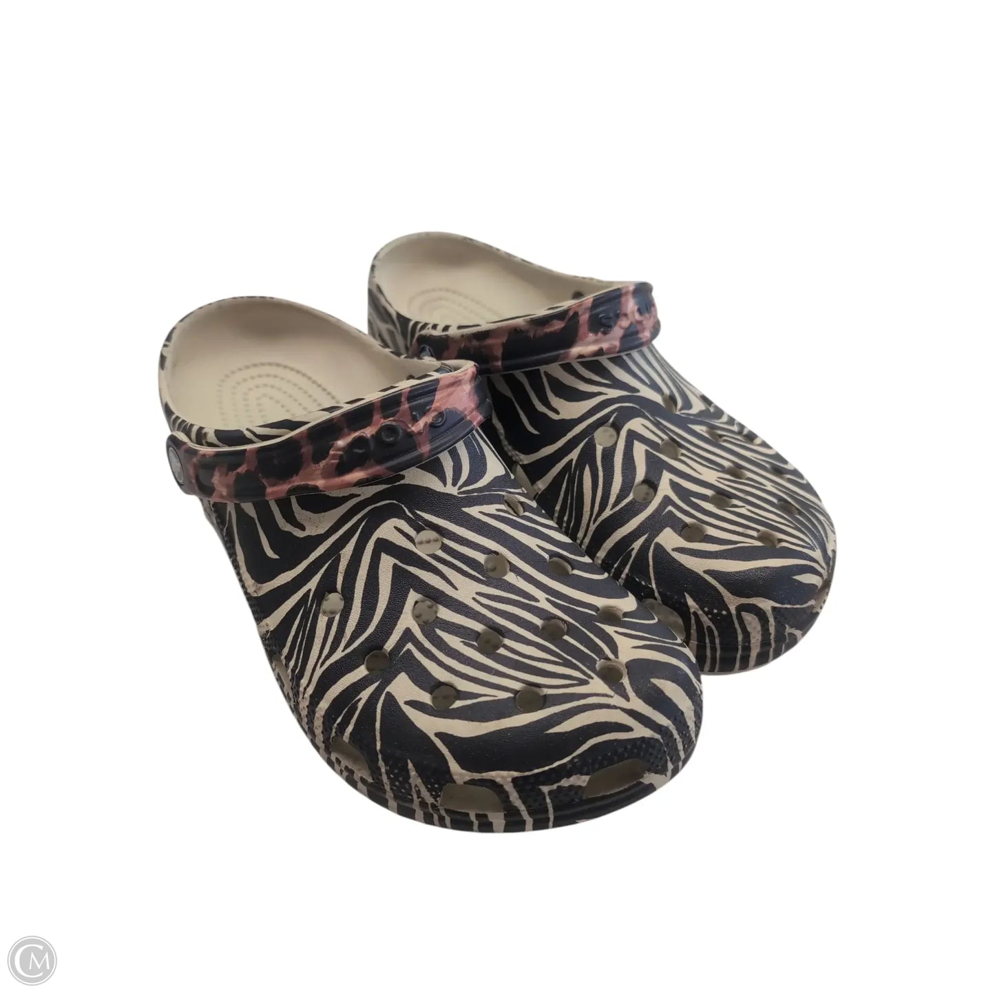 Shoes Flats By Crocs In Animal Print, Size: 11