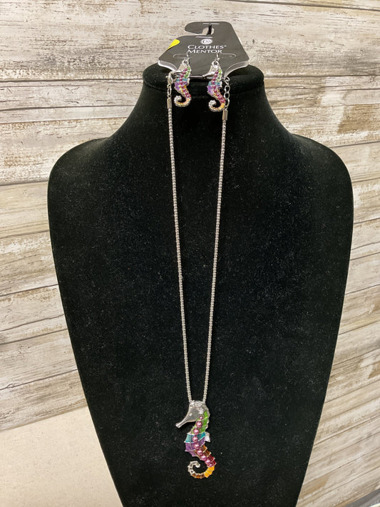 Necklace Set By Clothes Mentor In Rainbow Print, Size:02 Piece Set