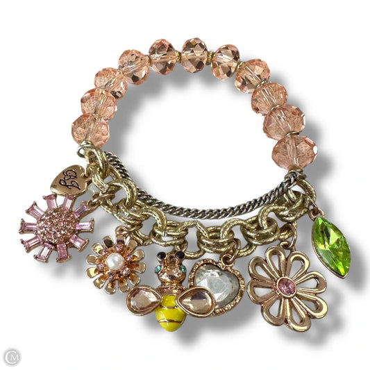 Bracelet charm Beaded By Betsey Johnson