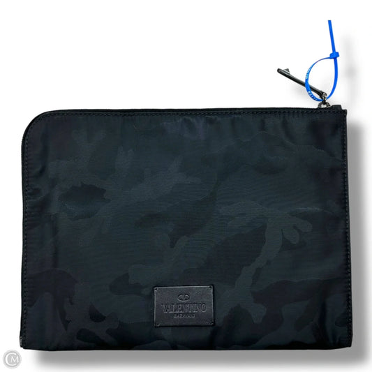 Wristlet Luxury Designer By Valentino-garavani, Size: Large