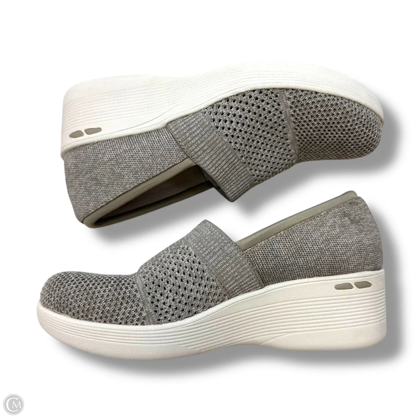 Shoes Flats By Skechers In Grey, Size: 9