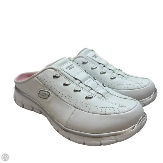 Shoes Sneakers By Skechers In White, Size: 8