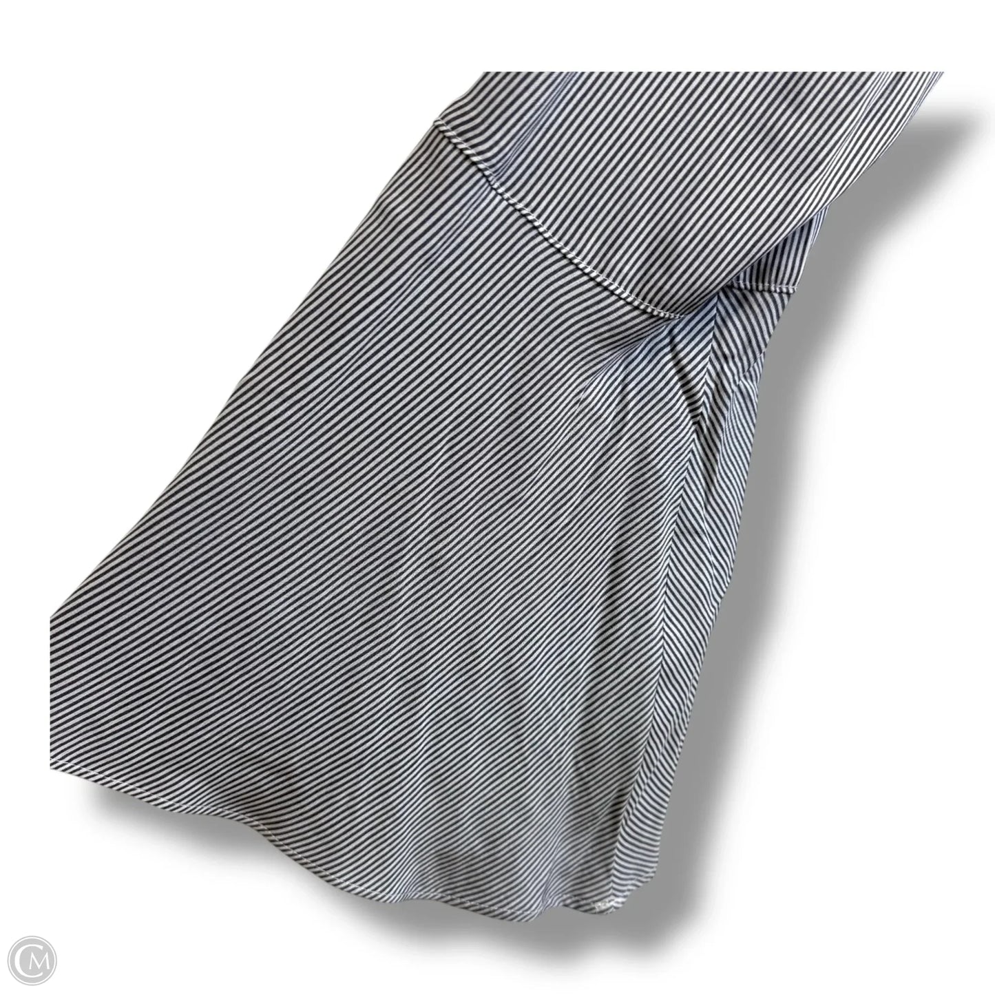 Top Long Sleeve By Simply Vera In Striped Pattern, Size: M