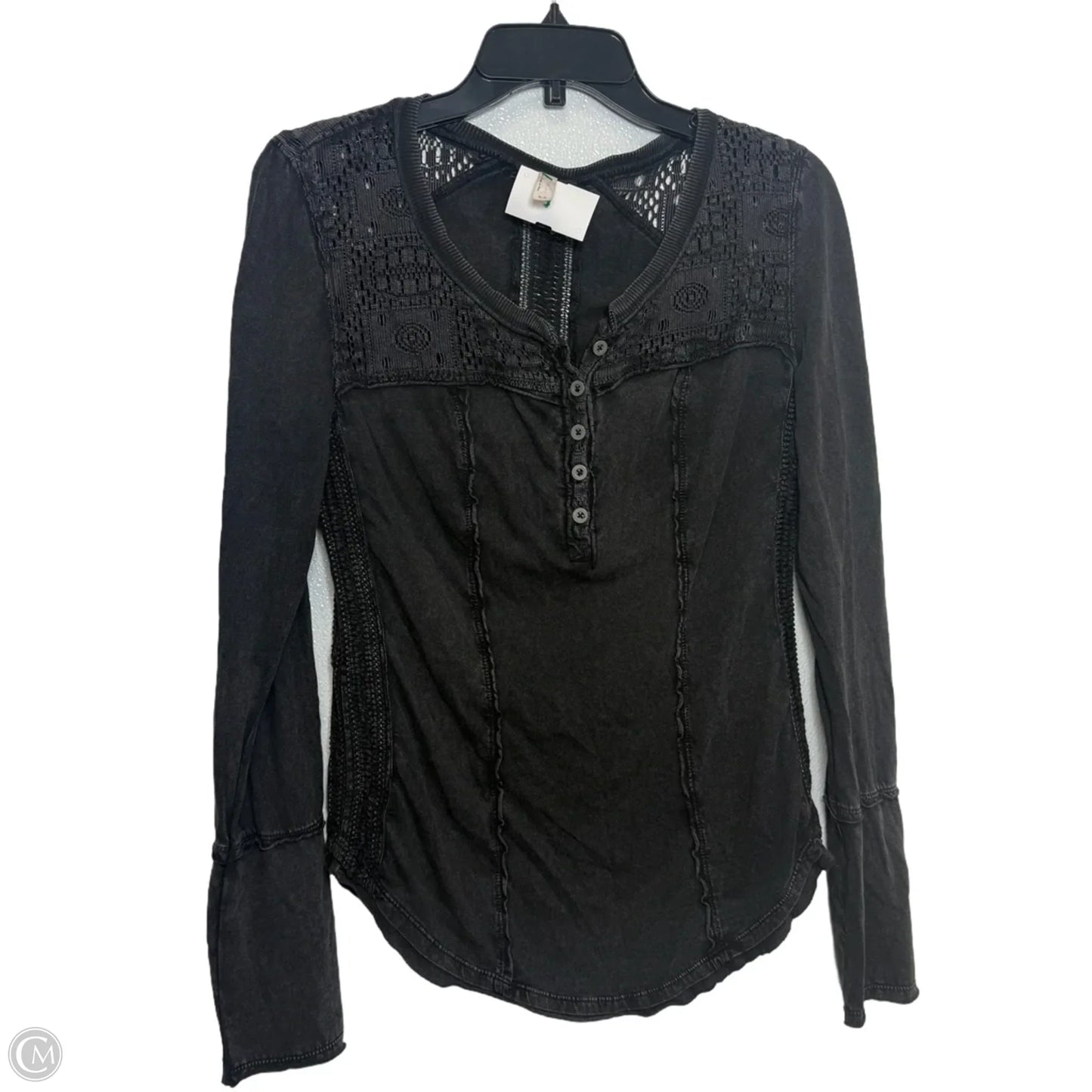 Top Long Sleeve By Free People In Black, Size: M