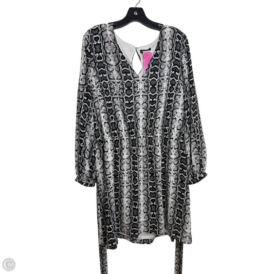 Dress Casual Short By Express In Black & White, Size: Xl