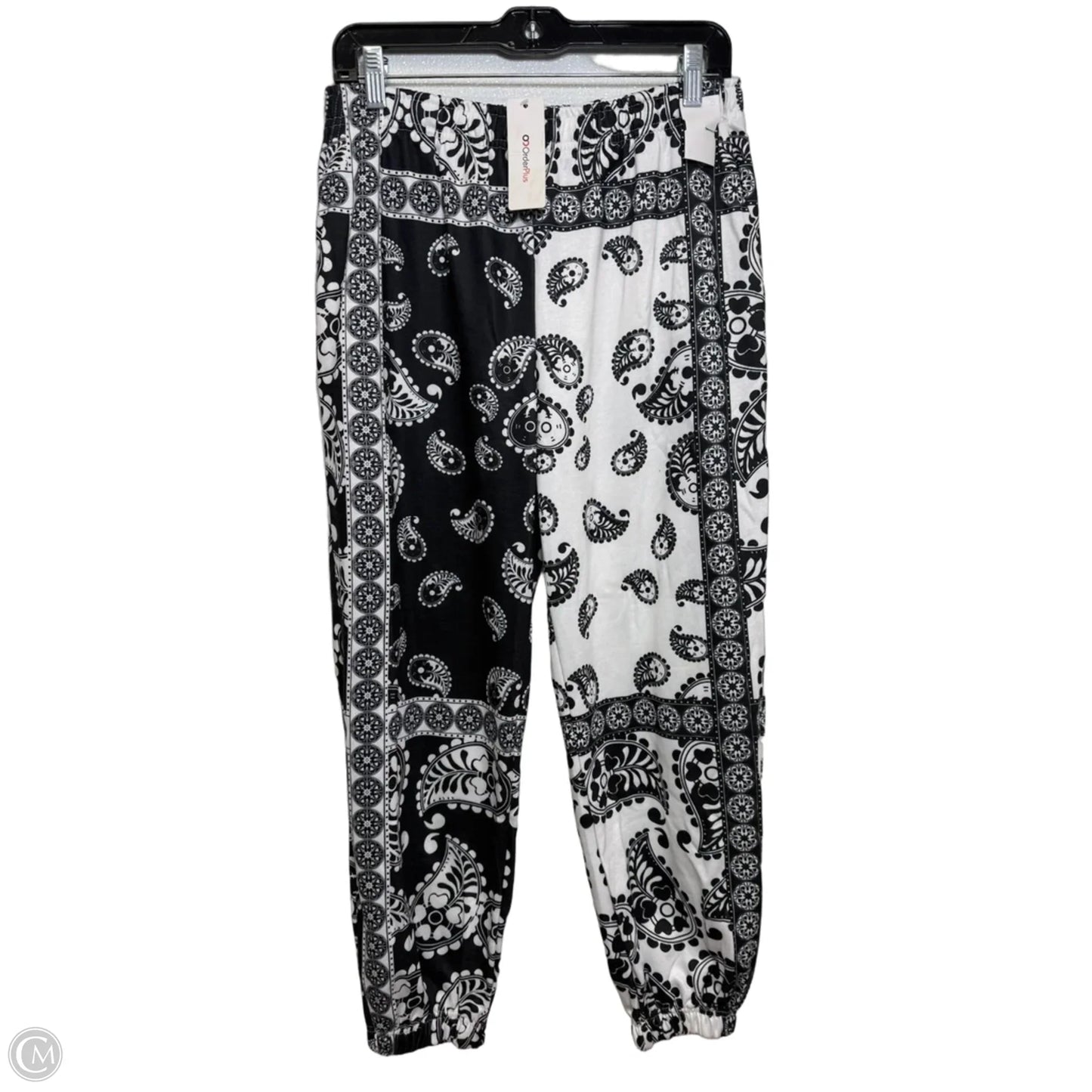 Pants Joggers By Clothes Mentor In Black & White, Size: M