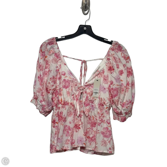 Top Short Sleeve By Francesca's In Floral Print, Size: S
