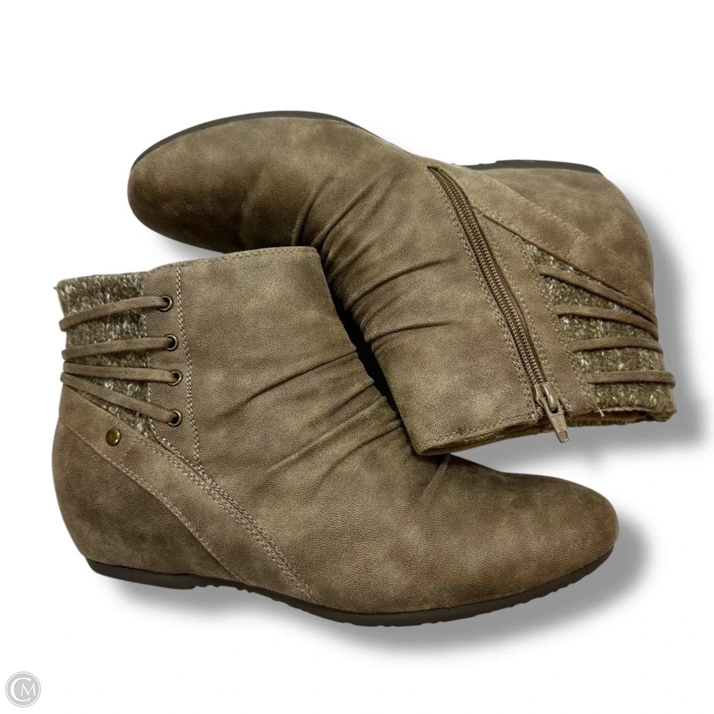 Boots Ankle Flats By Bare Traps In Tan, Size: 9.5