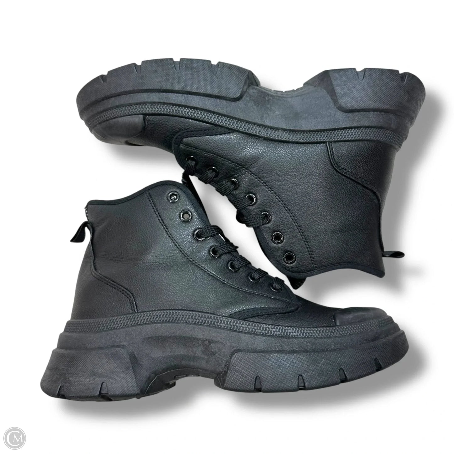 Boots Ankle Flats By Clothes Mentor In Black, Size: 8.5