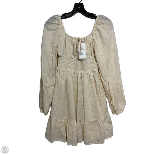 Dress Casual Short By Clothes Mentor In Ivory, Size: S