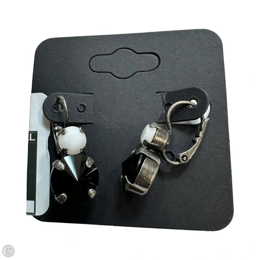 Earrings Stud By Sabika