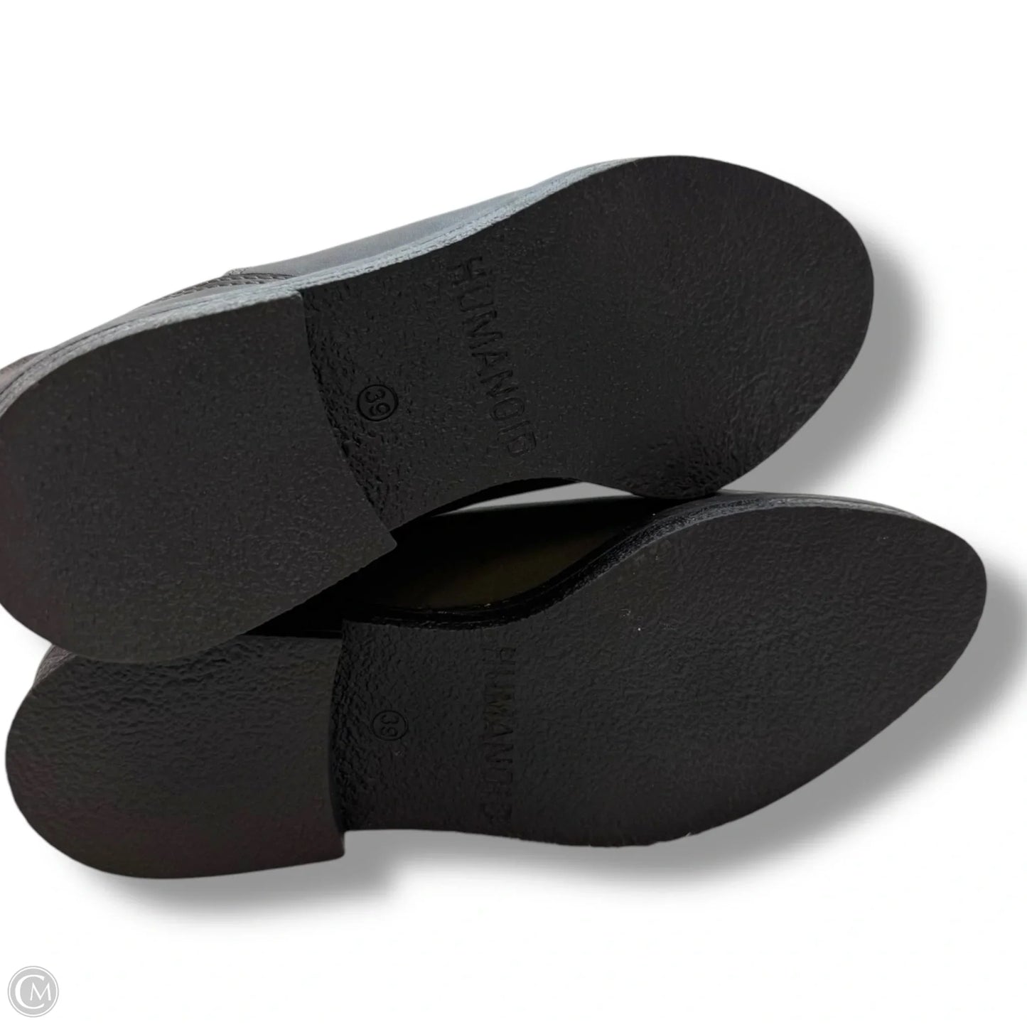 Boots Ankle Flats By Clothes Mentor In Brown