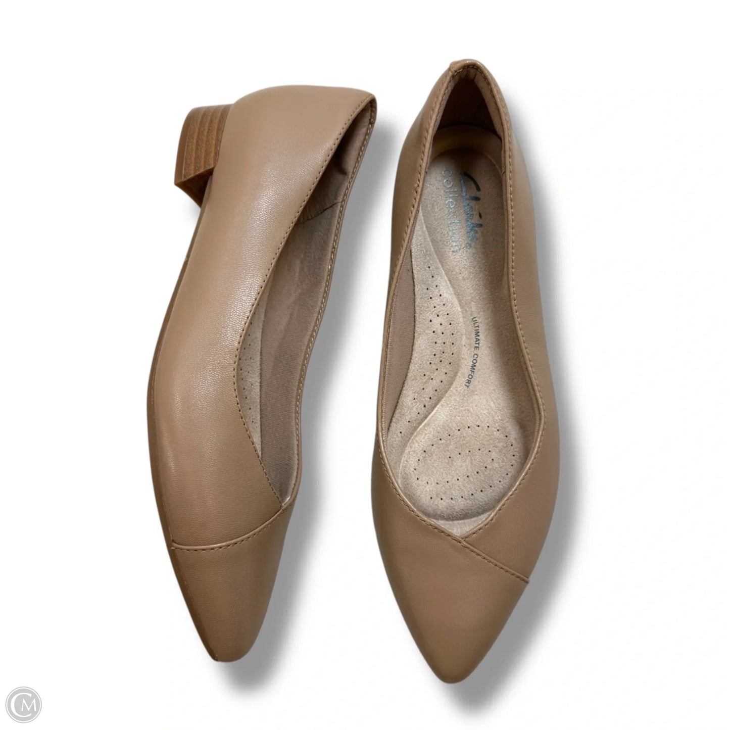 Shoes Flats By Clarks In Tan, Size: 6