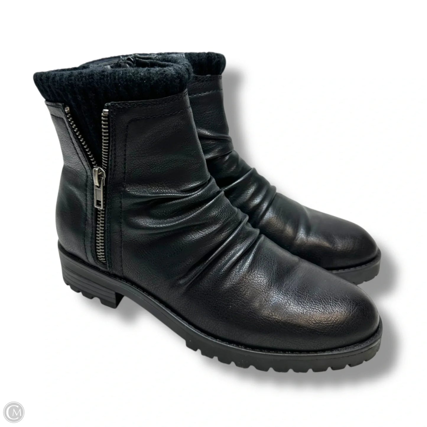 Boots Ankle Flats By Bare Traps In Black, Size: 6.5