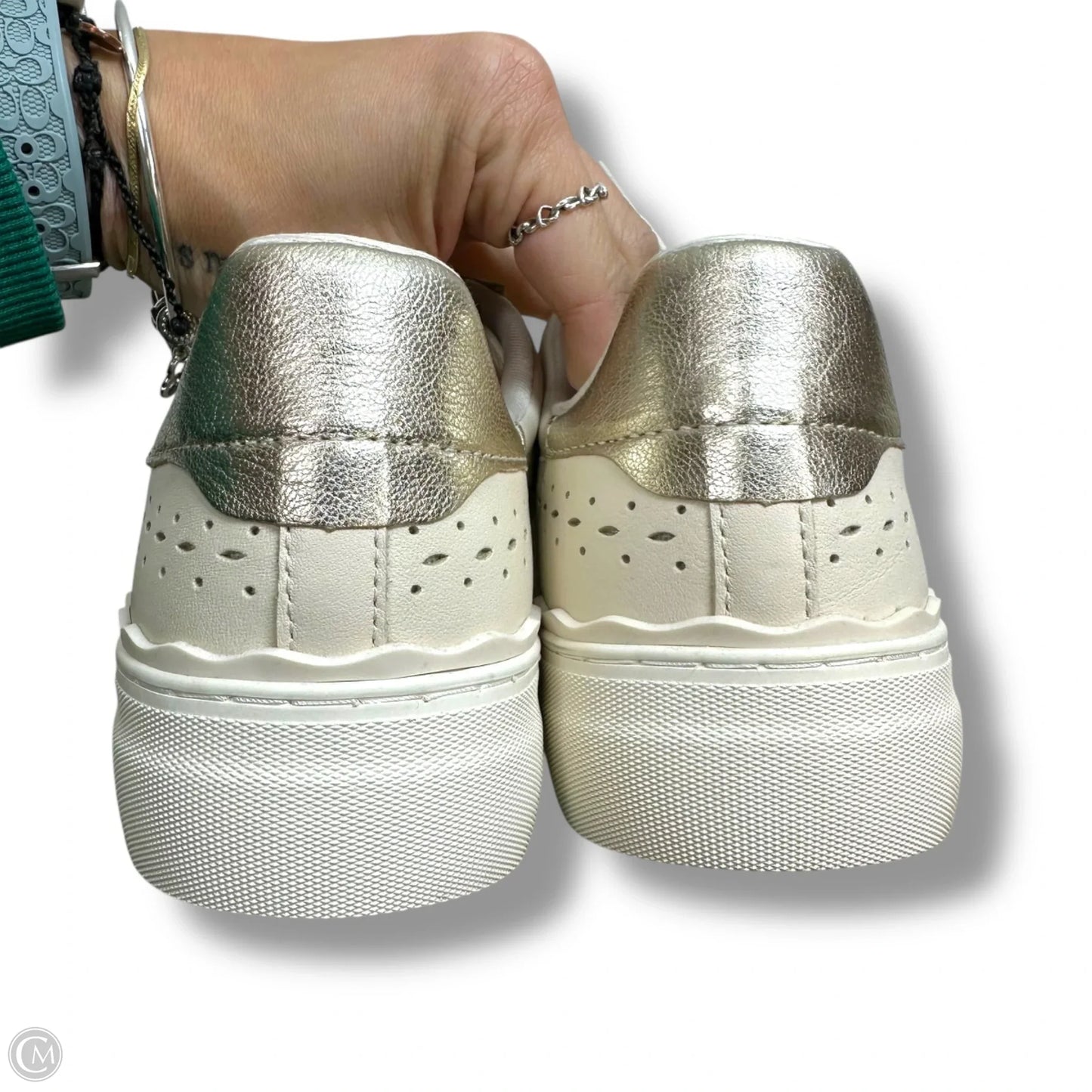 Shoes Sneakers By Vince Camuto In Ivory, Size: 9