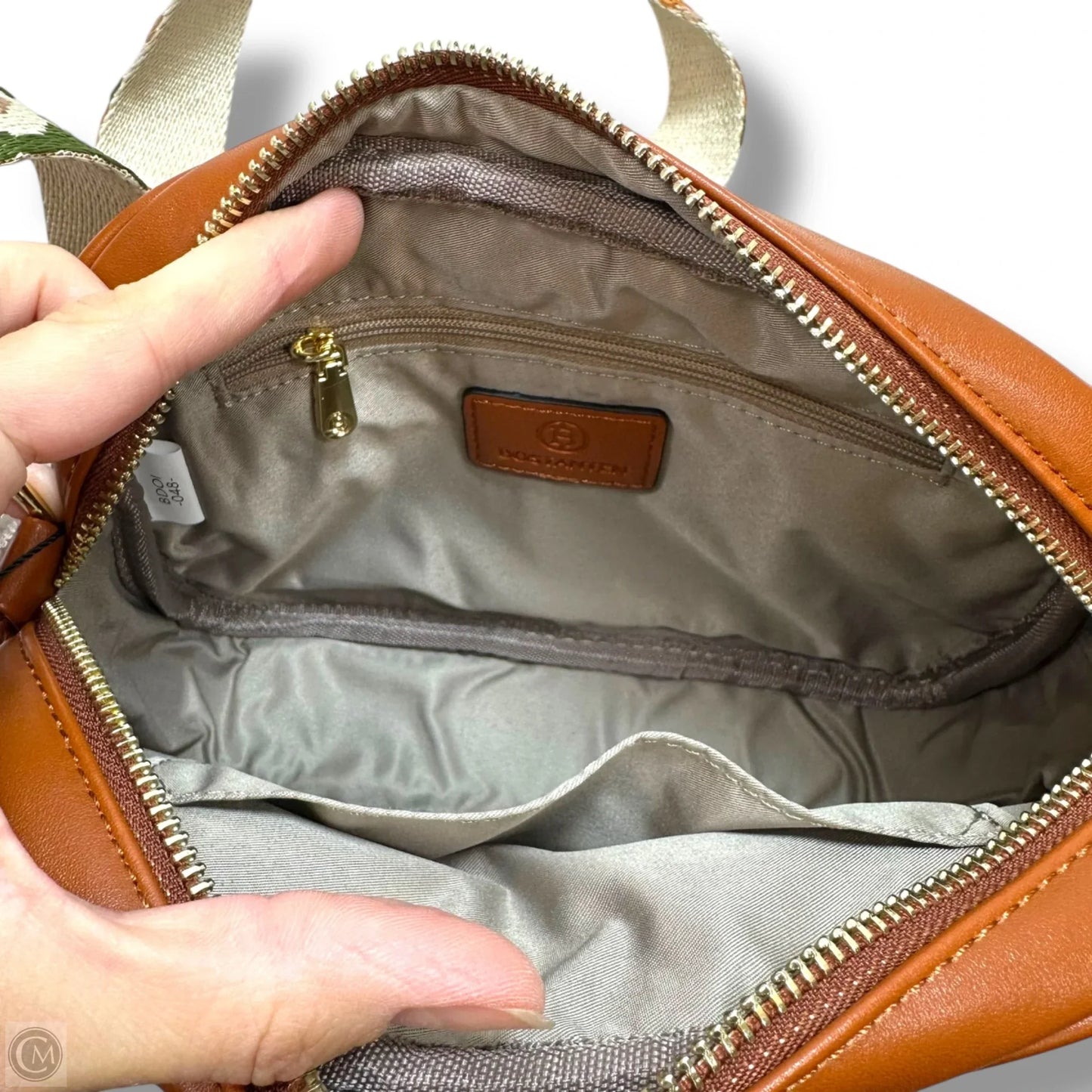 Crossbody By Cmf, Size: Small