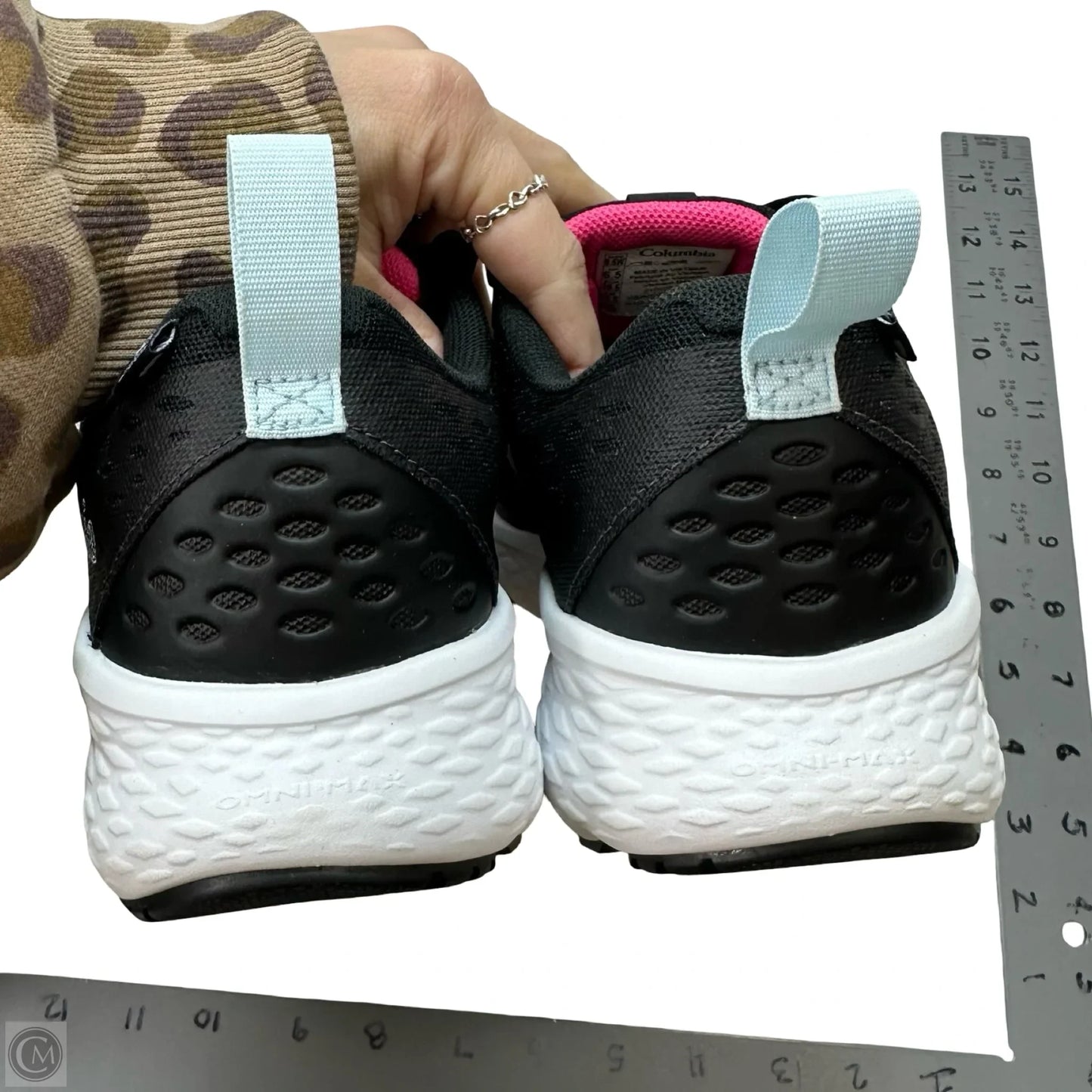 Shoes Sneakers By Columbia In Black, Size: 8.5