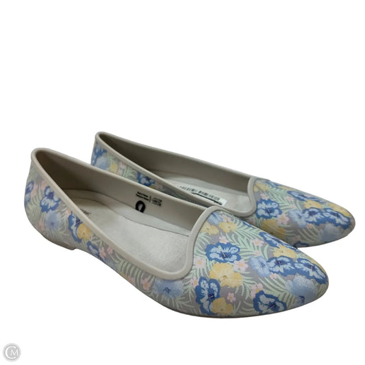 Shoes Flats By Crocs In Multi-colored, Size: 7