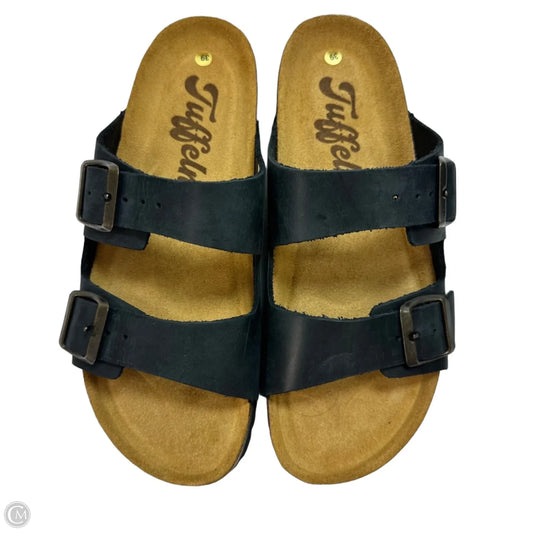 Sandals Flats By Clothes Mentor In Black, Size:
