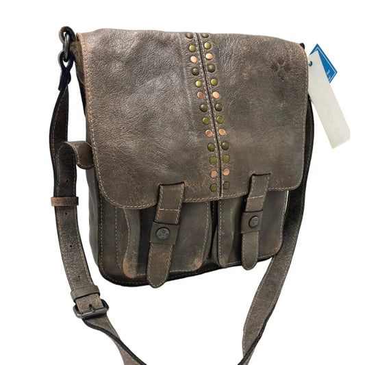 Handbag Designer By Patricia Nash