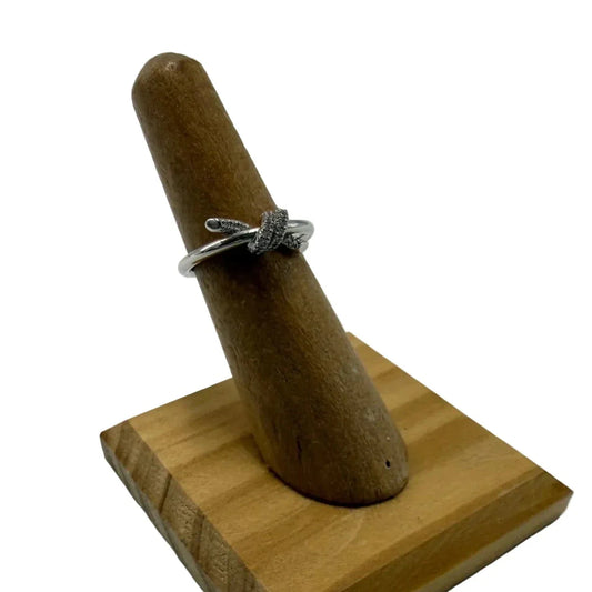 Tiffany And Company 18K Knot Luxury Diamond Ring, Size: 5.5