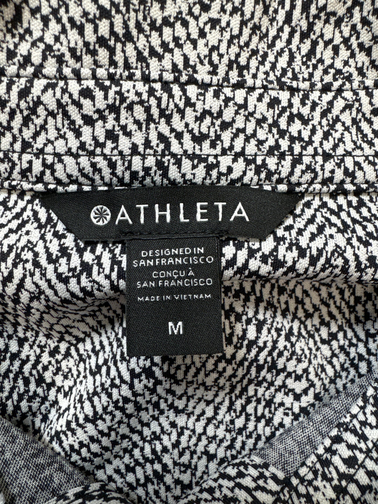 Athletic Jacket By Athleta In Black & White, Size: M