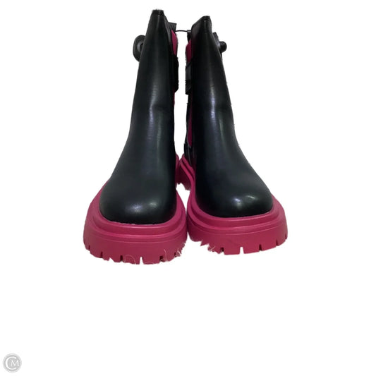 Boots Rain By Clothes Mentor In Black & Pink, Size: 9