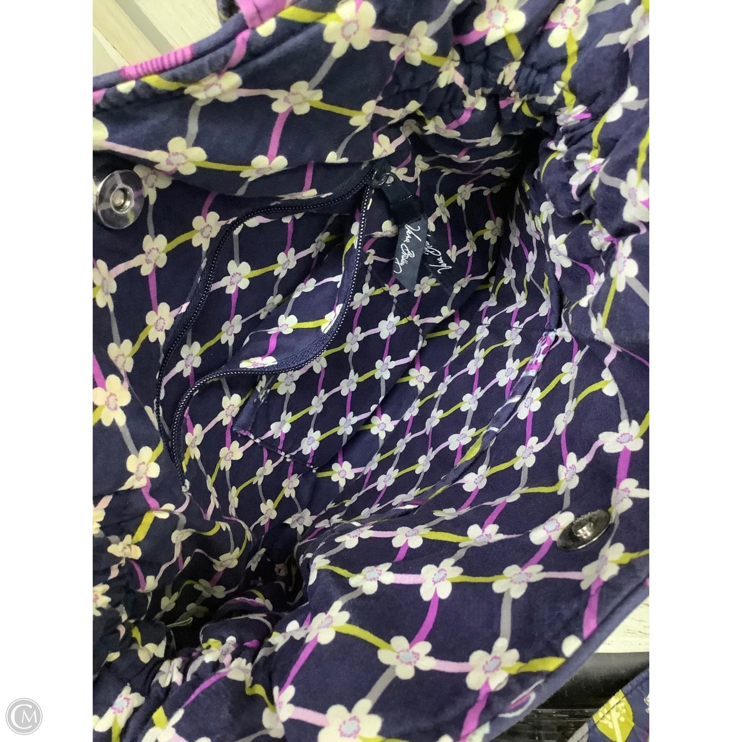 Handbag By Vera Bradley, Size: Medium