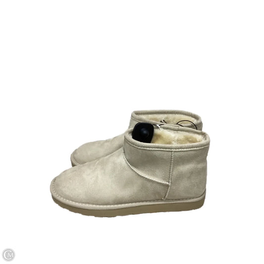 Boots Snow By Arizona In Ivory, Size: 10