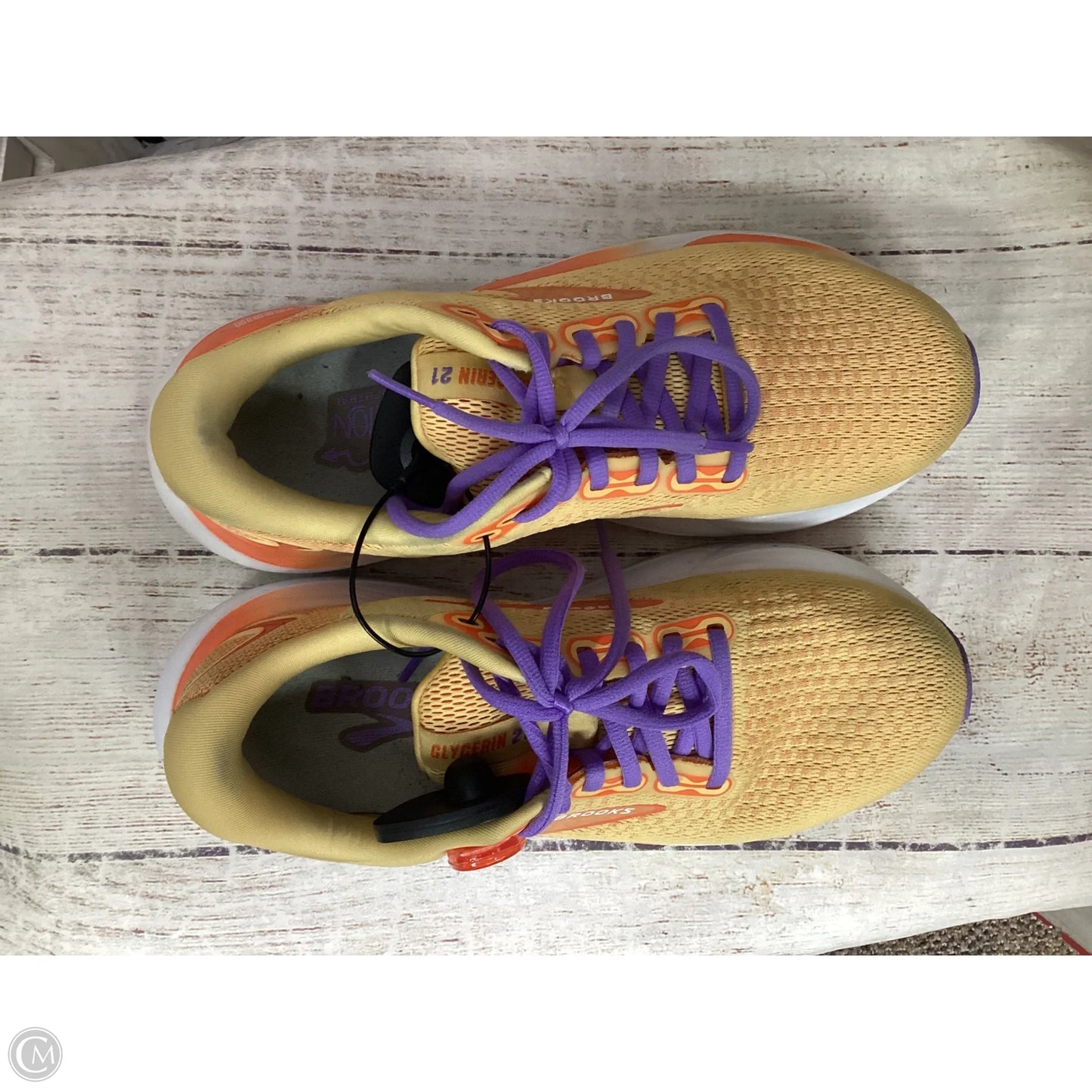 Shoes Athletic By Brooks Brothers In Orange, Size: 9.5