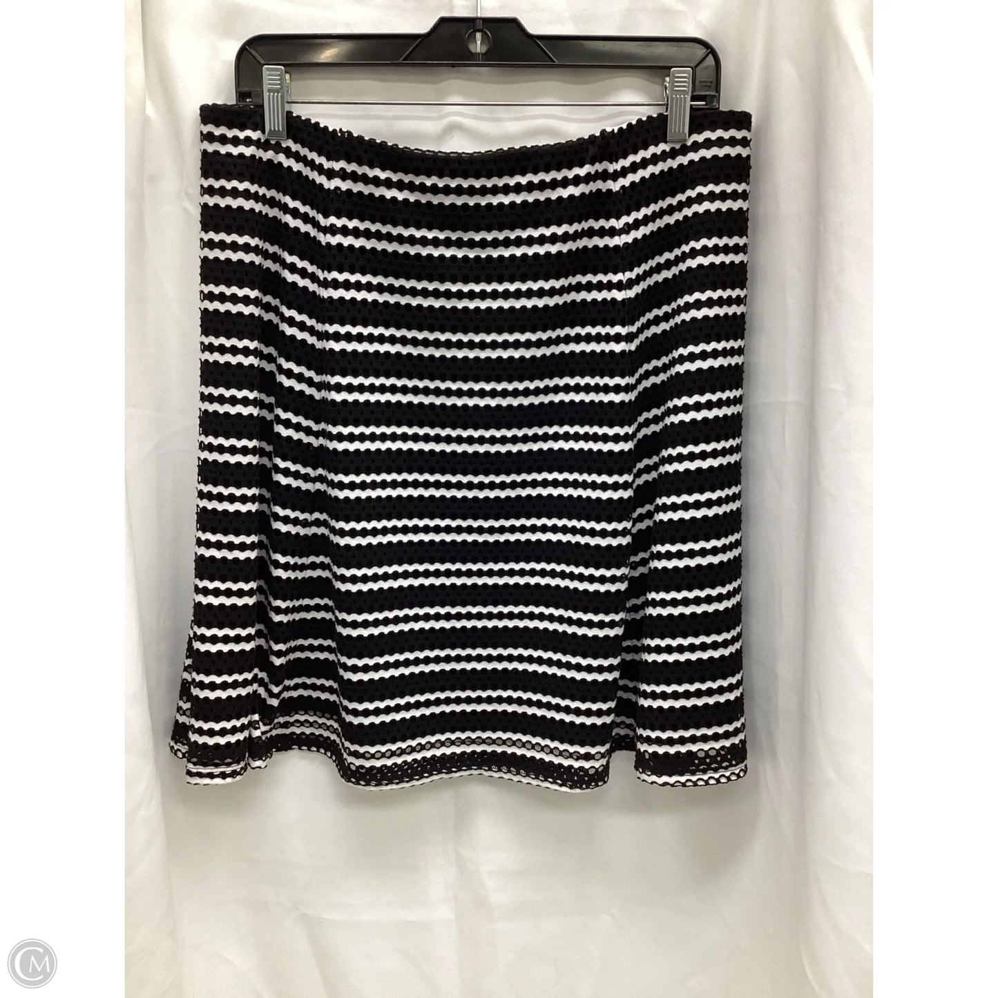 Skirt Midi By Cato In Black & White, Size: L